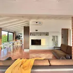 Cocus Villa