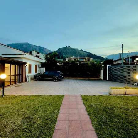 Villa Cocus Altavilla Milicia